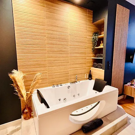 Appartement Cosy Jacuzzi - Secrets D'ana